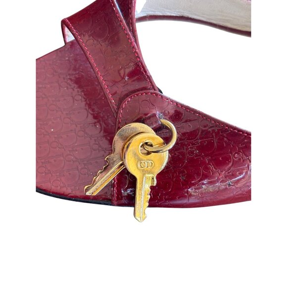 Christian Dior Souliers Burgundy Heeled Sandals With Lock & Key Accent Size 7 - Picture 7 of 10